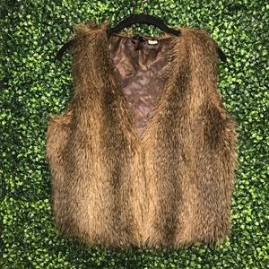 Fur vest